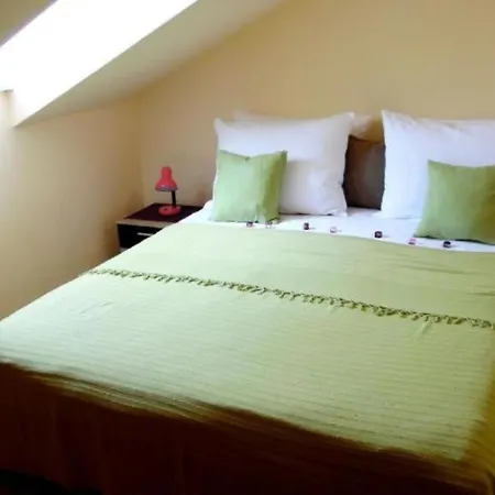 Apartmán Sara 1 *