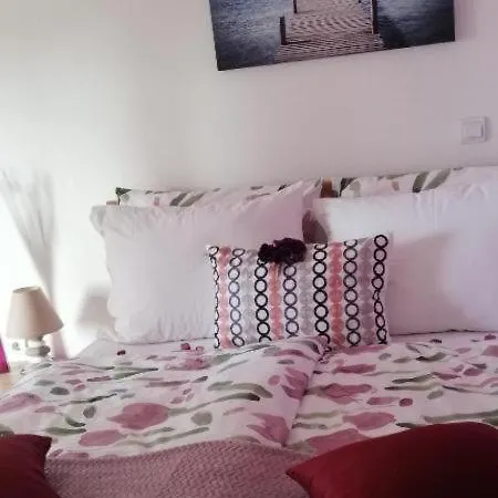 Sara 1 Makarská