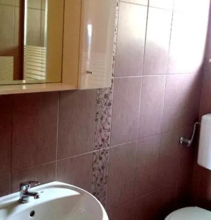 Apartmán Sara 1 *